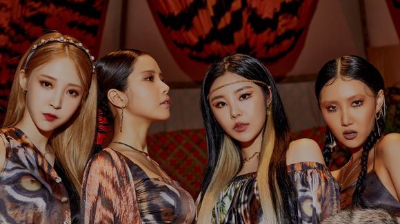 MAMAMOO lança novo mini álbum, bate recorde e fãs comemoram o sucesso nas redes sociais