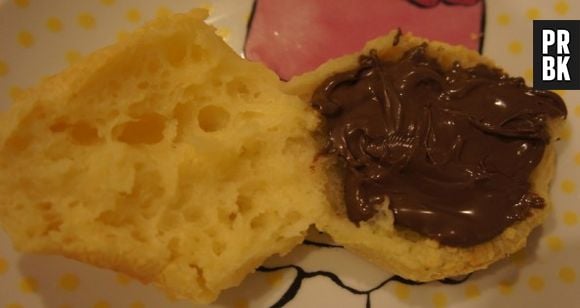 Pão de queijo com Nutella para quem adora misturar doce com salgado