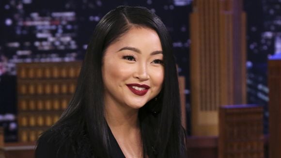 Lana Condor revela luta contra ansiedade após sucesso de "Para Todos Os Garotos"