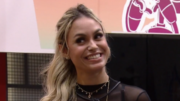 Sarah perde popularidade no "BBB21" após declarar que gosta do presidente Jair Bolsonaro