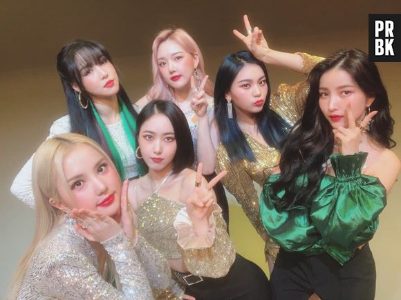 GFRIEND e outros artistas da Big Hit fazem postagens iguais e fãs suspeitam de novo "show em família"