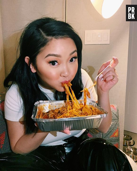 Descubra se você seria amigo(a) de Lana Condor, atriz de "Para Todos os Garotos"