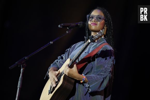 H.E.R. se apresentou no Rock in Rio 2019, e já é dona de quatro Grammys na carreira