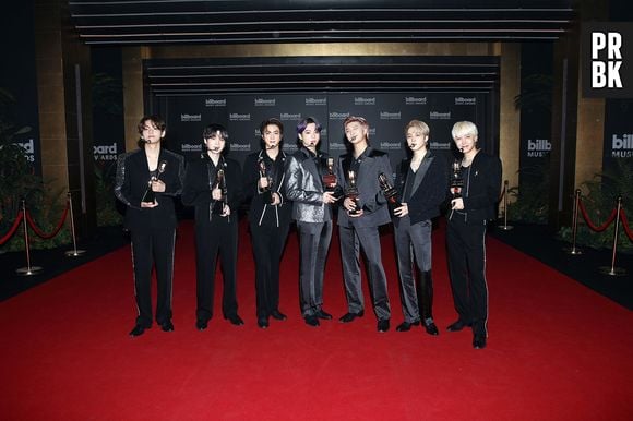BTS leva 4 prêmios no Billboard Music Awards 2021 e se torna primeiro artista coreano a alcançar a marca