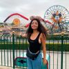 Any Gabrielly não abre mão do jeans ao arrematar uma produção