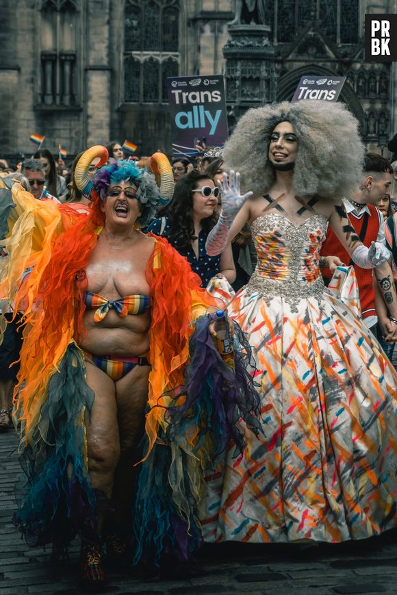 No Brasil, quase 3 milhões de pessoas são não-bináries ou transgêneres