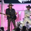 O remix da música "Old Town Road", com Billy Ray Cyrus fez Lil Nas X estourar no mundo da música