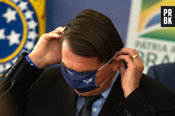 O presidente Jair Bolsonaro defende o voto impresso e auditável, mas acredita, sem prova alguma, que as eleições dos Estados Unidos, onde há voto impresso, foram fraudadas