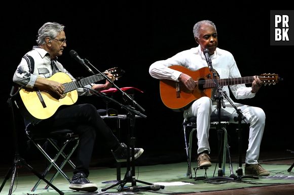 Caetano Veloso, Chico Buarque e Gilberto Gil, diferente de muitos artistas de hoje, manifestaram-se publicamente nos tempos da Ditadura Militar Brasileira, em defesa da democracia e da liberdade