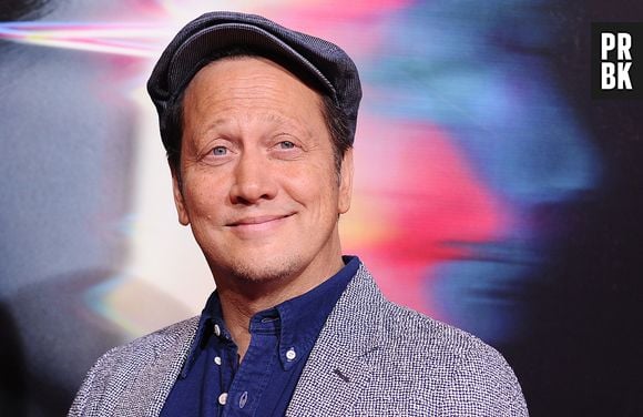  comediante Rob Schneider estimulou boicote à vacina contra Covid.