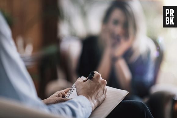 A psicóloga Névia Rocha acredita que a aplicação equivocada de gírias relacionadas a doenças mentais pode elevar ao extremo os preconceitos que já existem a respeito da saúde mental