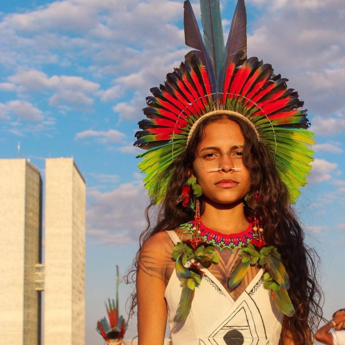  Aproximadamente 6 mil representantes de mais de 170 etnias indígenas acamparam na Esplanada dos Ministérios, em Brasília, para protestar contra o marco temporal 
  