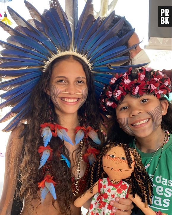 Alice Pataxó é um símbolo para jovens indígenas e acredita que pequenos detalhes das características de alguém não diminui em nada o seu pertencimento e sua descendência indígena