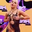 MTV Miaw 2021: Luísa Sonza completou look com brincos Wu Atelier, colar Andrea Conti e anel Julio Okubo