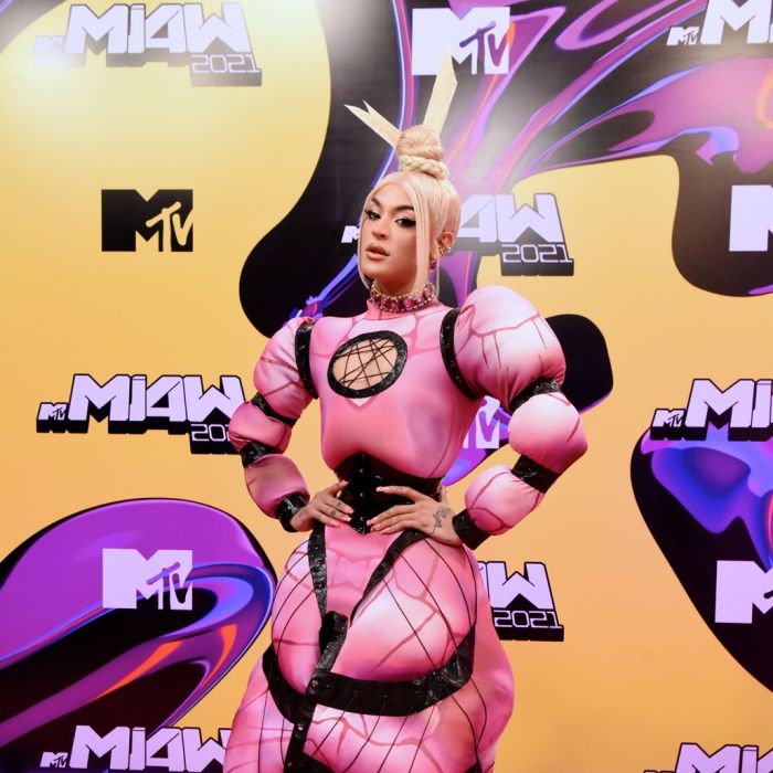 MTV Miaw 2021: Pabllo Vittar de Marco Garro e sandálias Eurico
