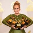 A cantora Adele tem o costume de colocar a idade em que trabalhou em cada álbum como o título do disco, por isso fãs acreditam que seu próximo projeto posse se chamar "30"