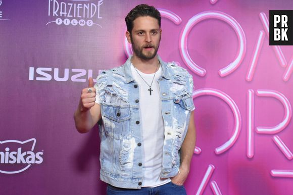 Christopher von Uckermann se recusou a tomar vacina, apenas topou se fosse necessário para viajar