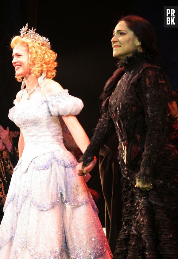 Idina Menzel fez Elphaba, a Bruxa Má, durante os anos de "Wicked" na Broadway