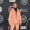 Veja fotos dos looks dos famosos pelo American Music Awards 2021