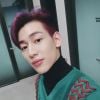 Tons de roxo são os preferidos do idol, como mostra BamBam do GOT7