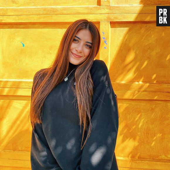 Sabina Hidalgo, do Now United, é conhecida por um estilo mais despojado