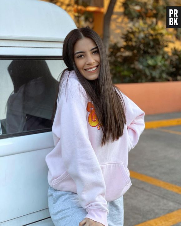 Estilo de Sabina Higaldo, do Now United: confortável e esportivo