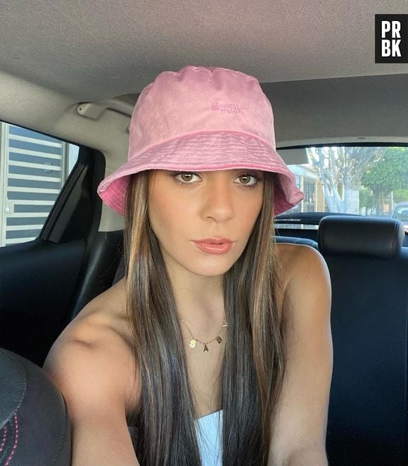 Bucket hat é queridinho de Sabina Higaldo, do Now United