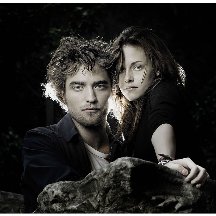 Robert Pattinson precisou superar a traição de Kristen Stewart no relacionamento para poder divulgar o último filme da saga &quot;Crepúsculo&quot;