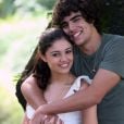 Ex-namorados, Caio Castro e Sophie Charlotte contracenaram em "Ti-Ti-Ti" e na novela "Fina Estampa"