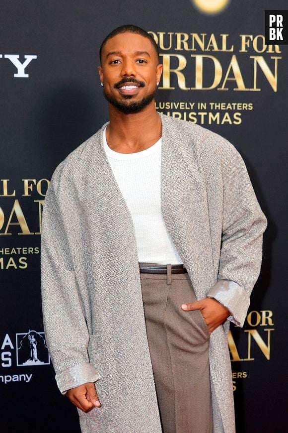 Michael B. Jordan prefere peças mais neutras