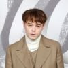 Charlie Heaton, de "Stranger Things", tem estilo vintage