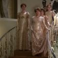  "Bridgerton" mostra um novo grupo de debutantes sendo apresentados à rainha ao entrar no mercado de casamento 