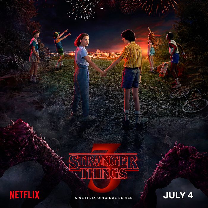 &quot;Stranger Things&quot;, 3ª temporada: Eleven (Millie Bobby Brown) descobre que Billy  (Dacre Montgomery), o irmão de Max (Sadie Sink) está possuído pelo  Devorador de Mentes e precisa derrotá-lo