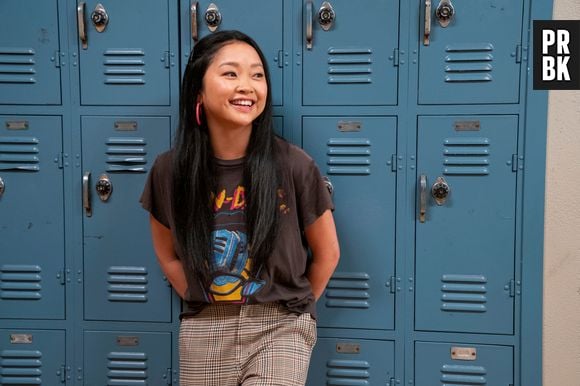 Lana Condor vive sua melhor vida após a morte no trailer de "Boo, Bitch"