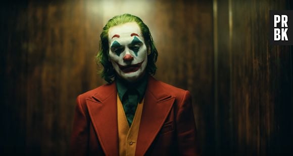 "Coringa 2" traz "Folie à Deux" ao título, o que significa "Loucura a Dois"