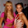 Beyoncé e Alicia Keys performaram "Put It in a Love Song" em show