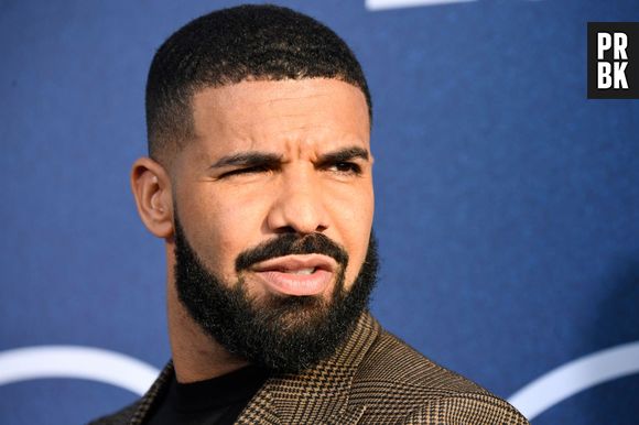 Drake revela relação com a banda: "Uma garota por quem eu estava apaixonado veio até mim, enquanto uma das melhores músicas do mundo estava tocando"