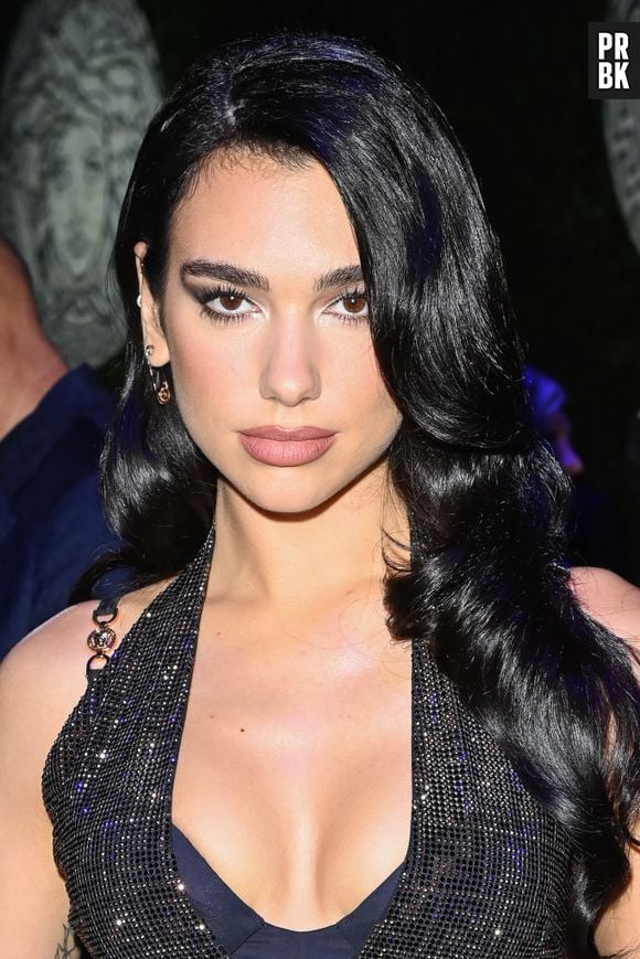 Dua Lipa: Os detalhes e o nome do possível filme que teria a cantora como protagonista não foram revelados