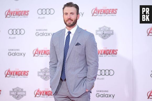 Chris Evans está solteiro e tem 41 anos