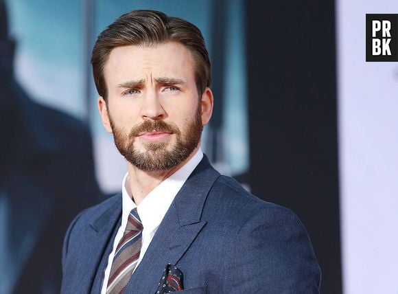 Chris Evans comenta sobre voltar para o MCU como Capitão América: "O papel é de Anthony Mackie"