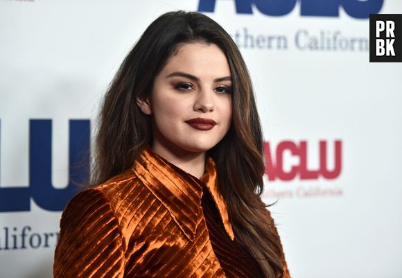 Selena Gomez: batons mais fechados fazem parte da coleção da atriz