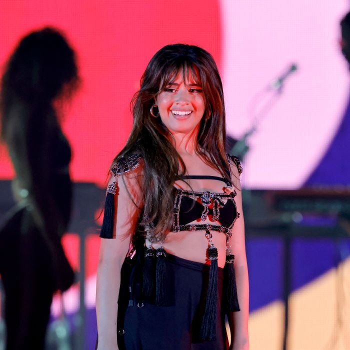 Camila Cabello no Rock in Rio 2022: cantora quer saber qual música deve fazer cover ou dançar em seu show