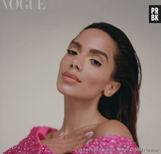 Anitta estampa capa da revista Vogue México de setembro