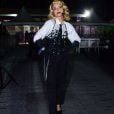 Aviões Fantasy: Flavia Vianna usa look inspirado em Madonna