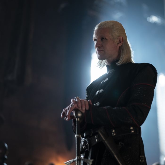   &quot;A Casa do Dragão&quot;: spin-off de &quot;Game of Thrones&quot; ignora os livros e não desenvolve relação entre  Laena     Velaryon   (Nanna Blondell) e  Daemon Targaryen (Matt Smith)  