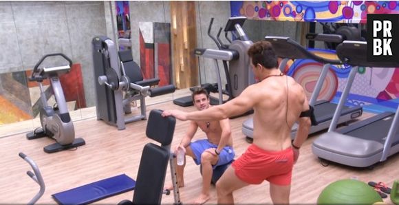 Rafael aconselha Cézar a ficar com Tamires no "BBB15"