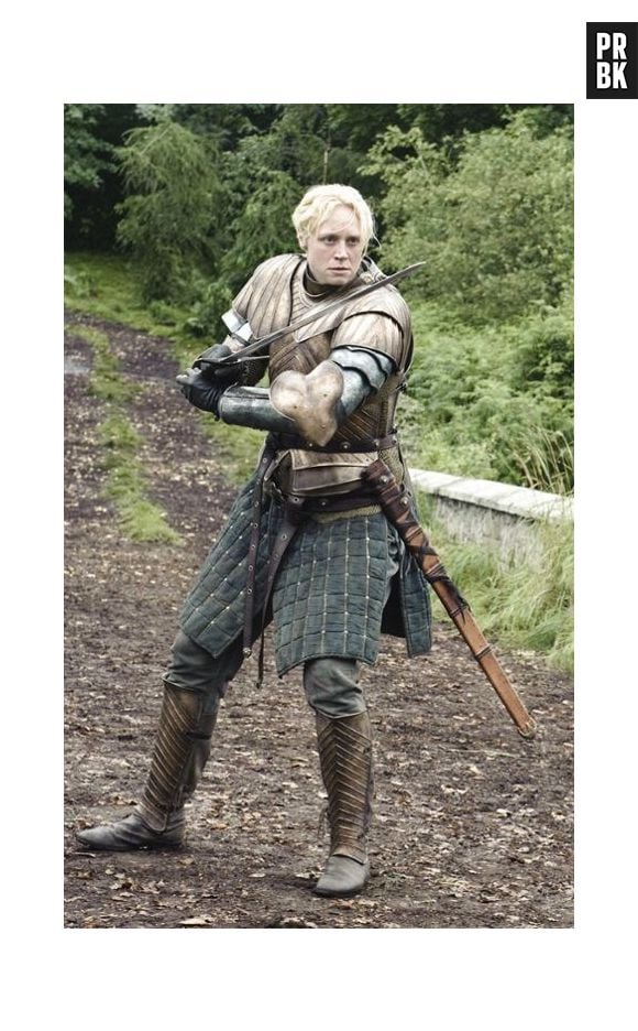 Brienne of Tarth (Gwendoline Christie) é a primeira mulher a se tornar cavaleira no universo de "Game Of Thrones" e merece ser a protagonista de um spin-off