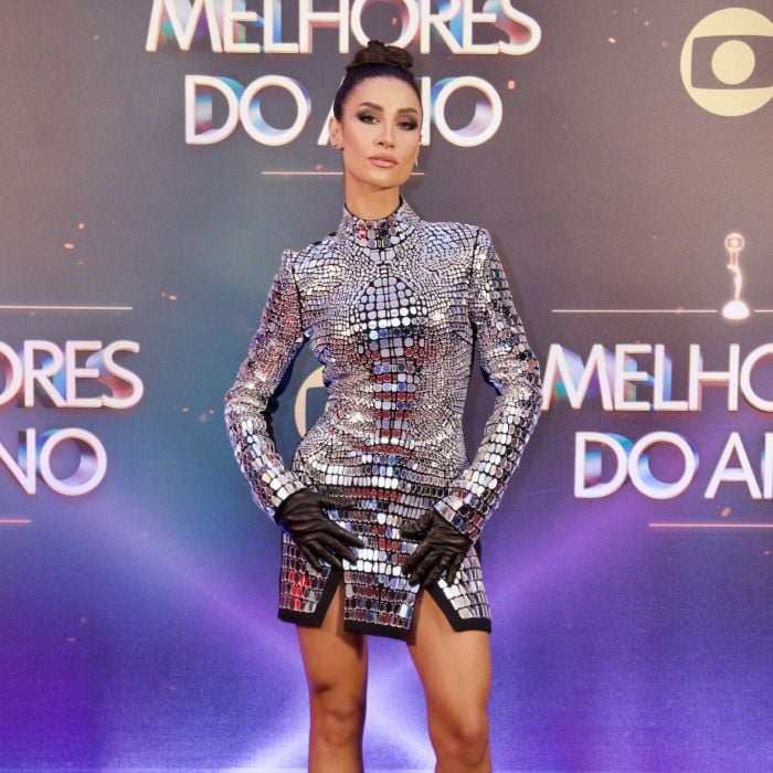 Melhores do Ano 2022: Bianca Andrade usa vestido de lantejoulas e forma pegada futurista