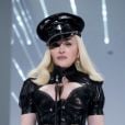 "Nunca me desculpei por nenhuma das escolhas criativas que fiz nem pela minha aparência ou vestido, e não vou começar", diz Madonna