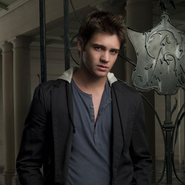 Jeremy (Steven R. McQueen) era só um adolescente rebelde na 1ª temporada de  The Vampire Diaries - Purebreak